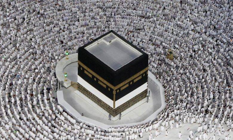 زيارة الكعبه عن طريق رحلة حج اقتصادي